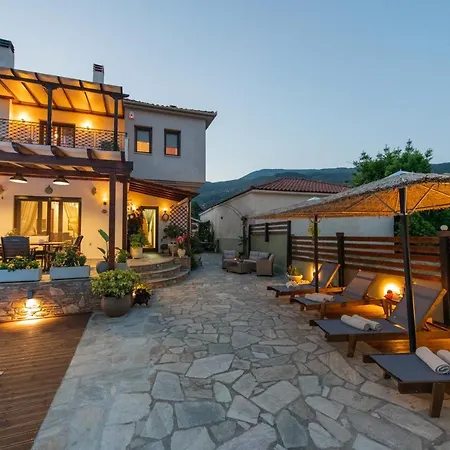 Villa Filyra *